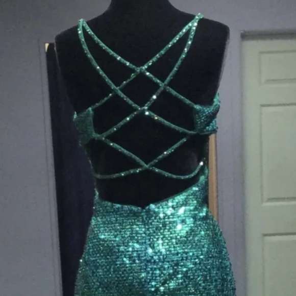 Lia Mia - 23-100 - 8 - Emerald - Picture 5 of 6